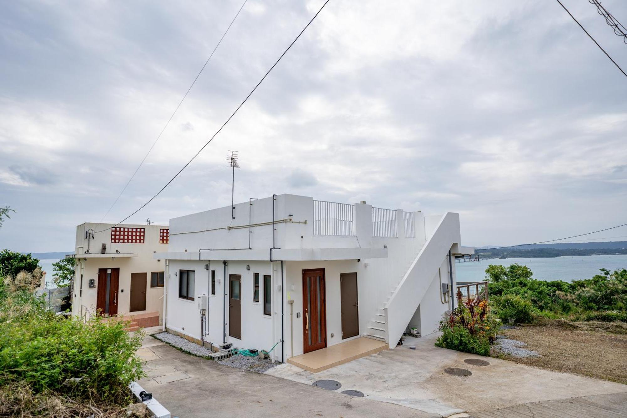 ペンションパシフィカ古宇利 Villa Kouri Kültér fotó